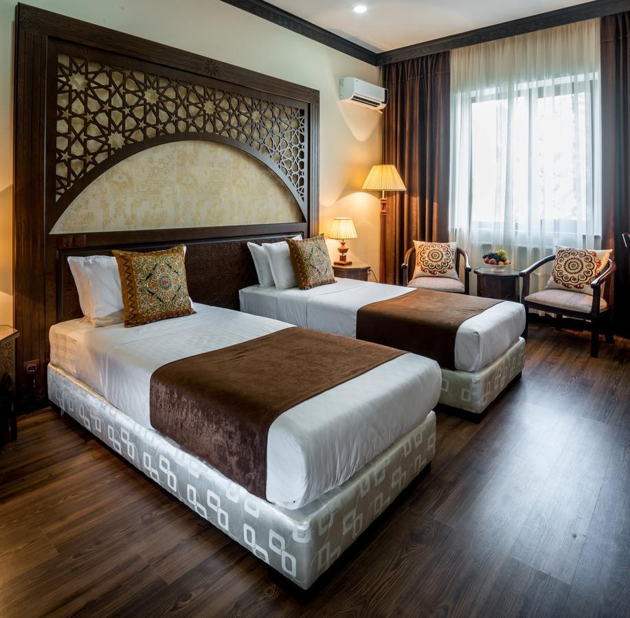 Orient Star Hotel Samarkand Ngoại thất bức ảnh